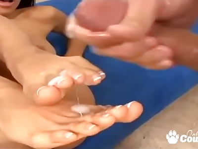 Casandra Cruz Gives A Footjob And Ends Up With Her Toes Covered In Cum
