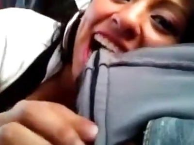 Latina sucks off her boyfriend in the car xexopolis.com