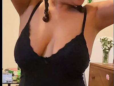 Anna Maria Mature latina Sexy Dominican MILF in black lingerie add me on twitter @annamariawny